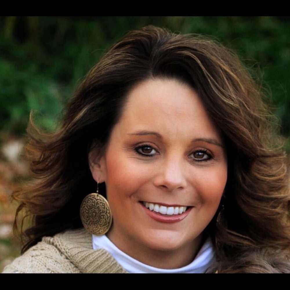 Meet your Posher, Denise